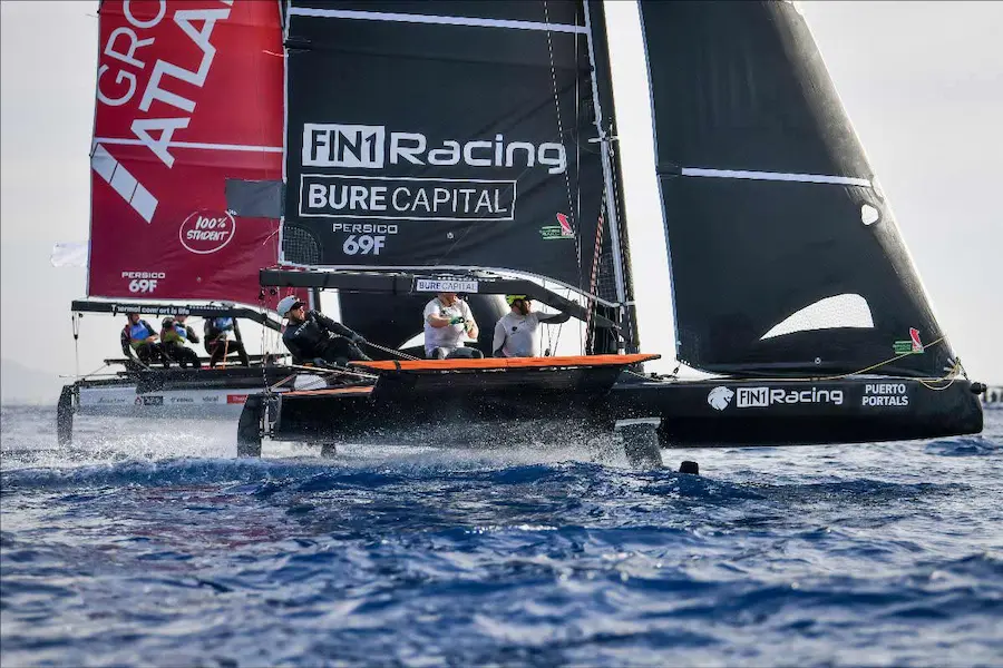 FIN1 Sailboat